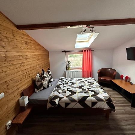 Casa Rares Buşteni Exteriör bild