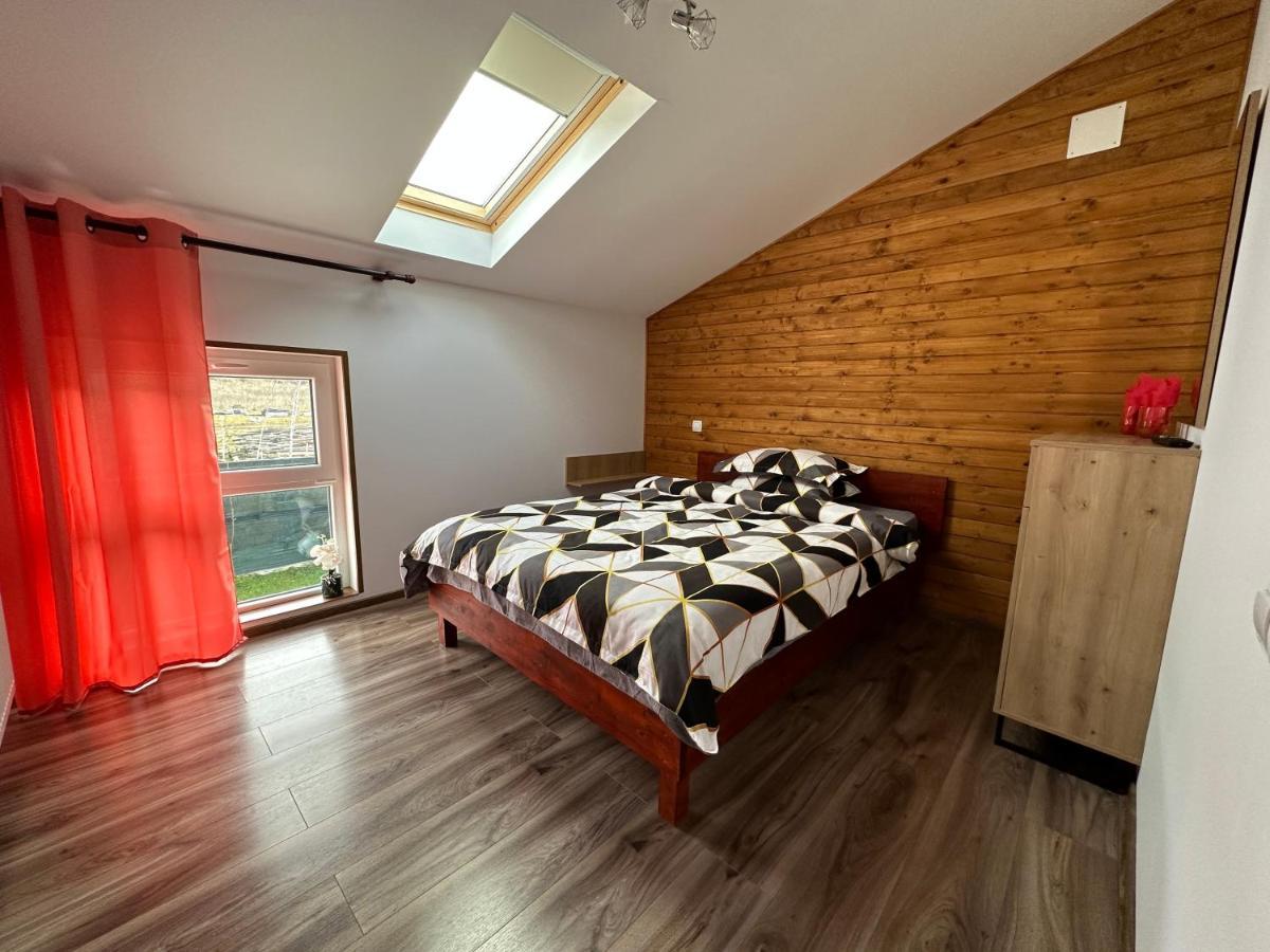 Casa Rares Buşteni Exteriör bild