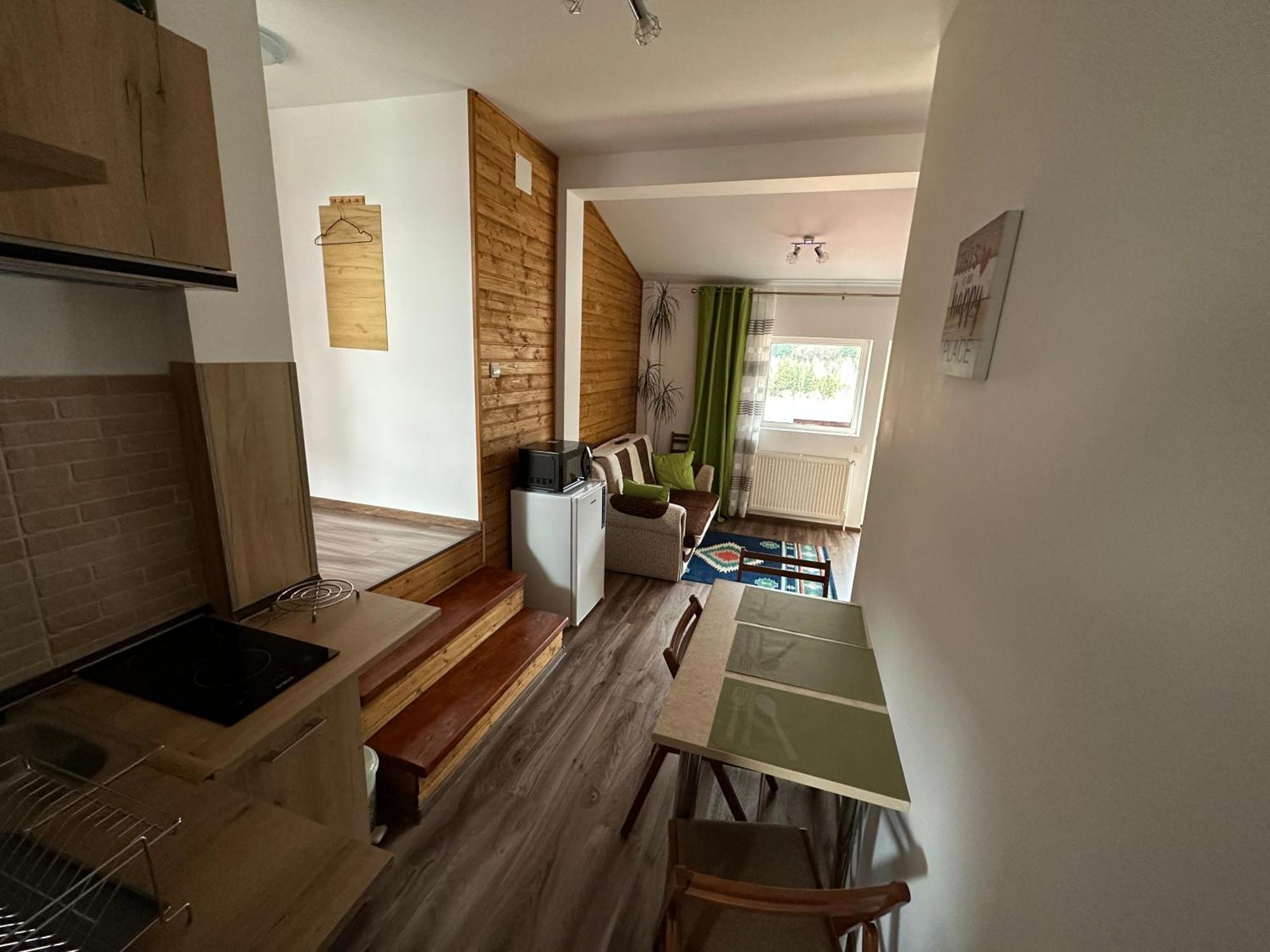 Casa Rares Buşteni Exteriör bild