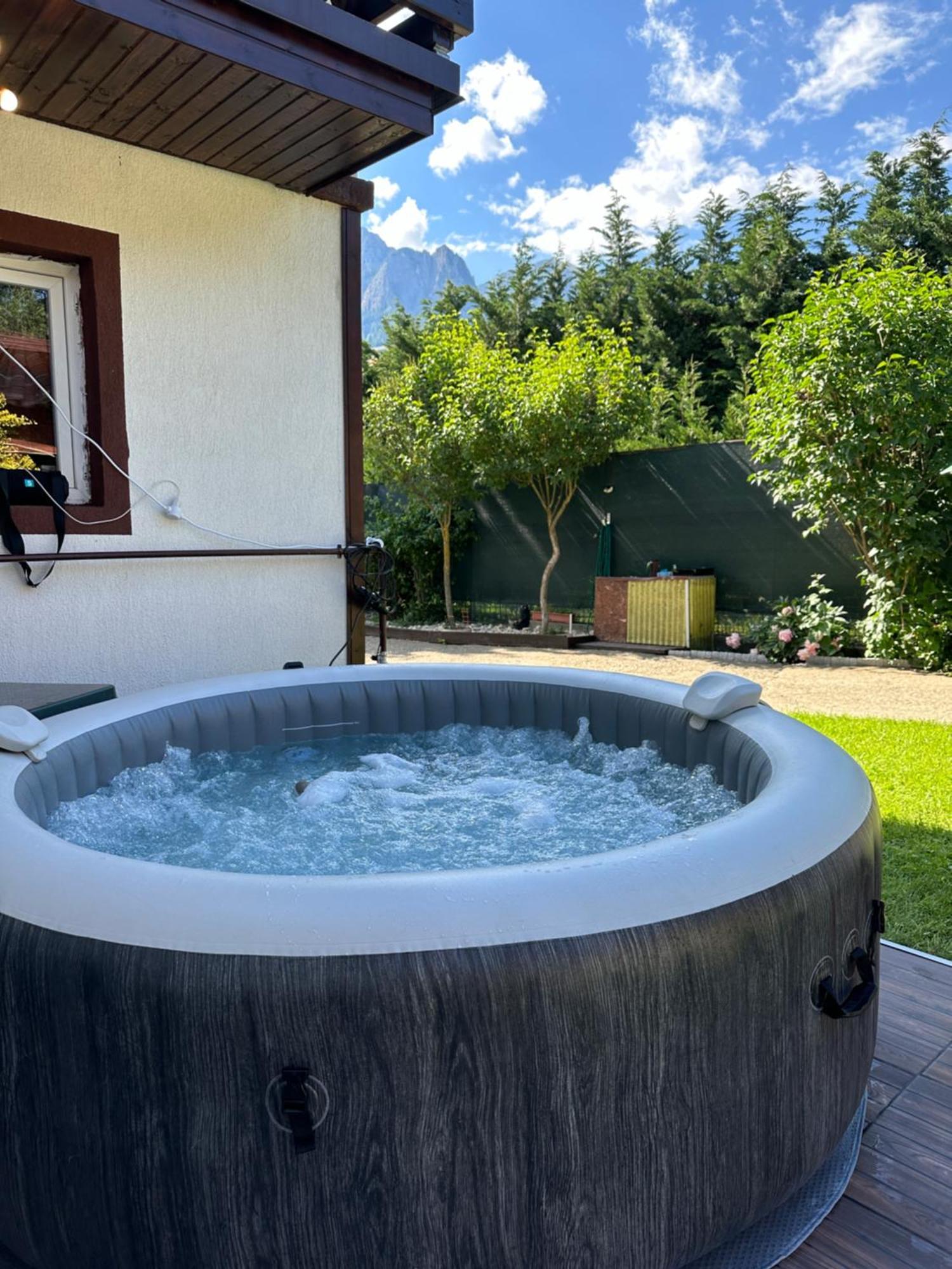 Casa Rares Buşteni Exteriör bild